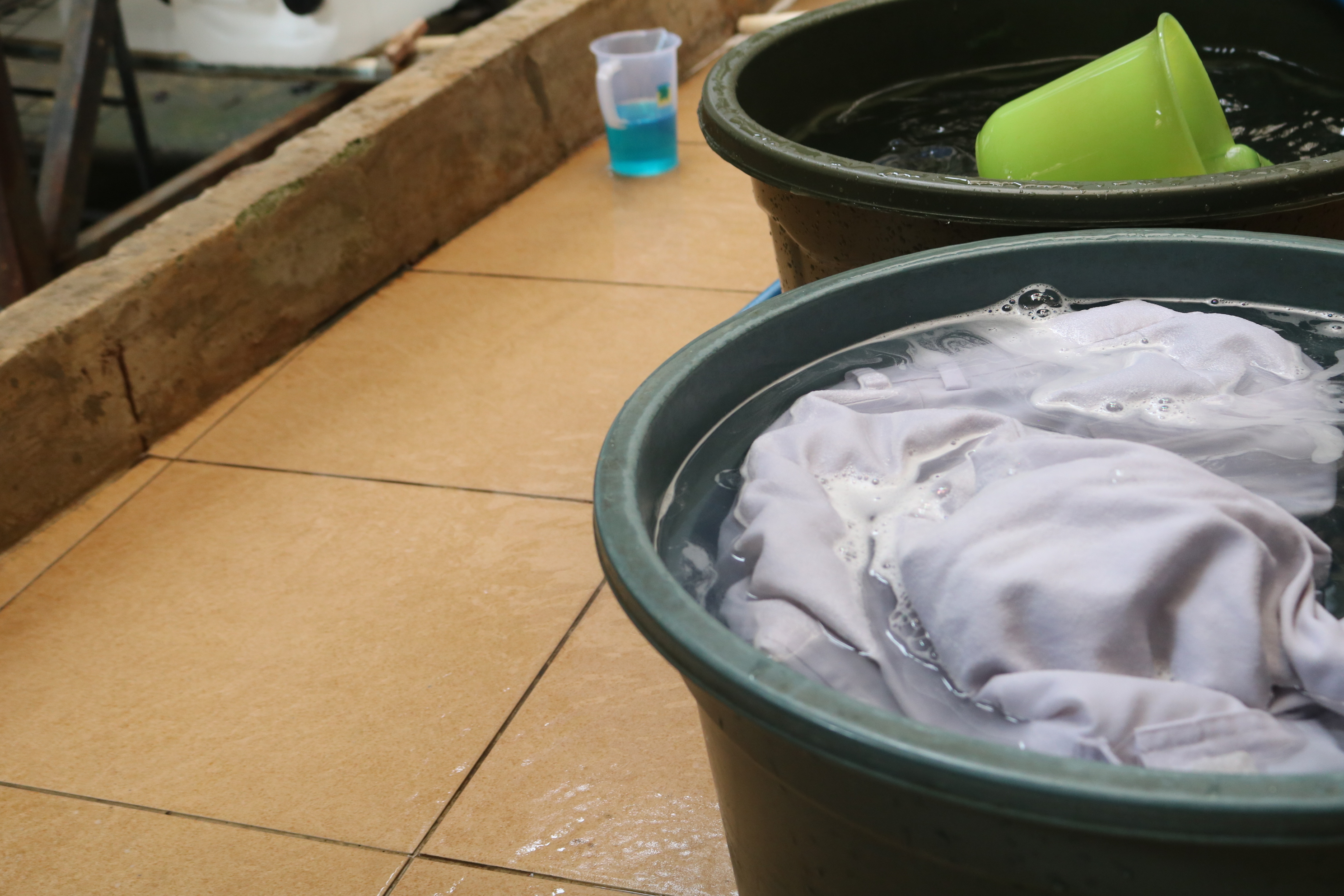 [team] team member (for a garment care service)